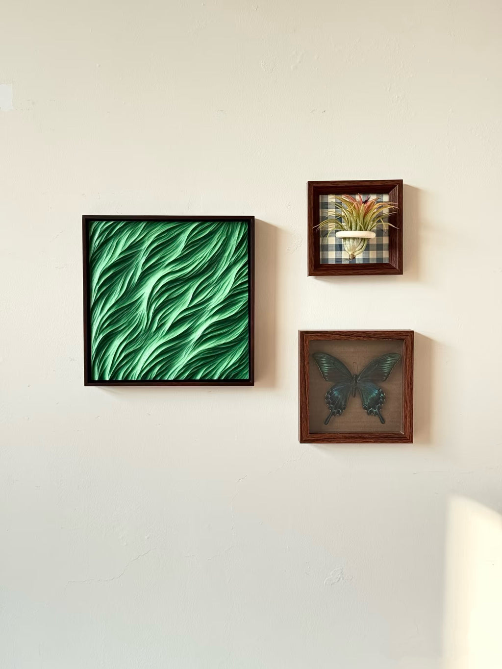 Spring Breeze 3D Green Grass Wave Sculpture – Wall & Table Decor